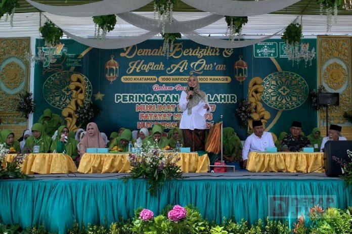 Mbak Eisti Pererat Tali Silaturahmi Melalui Demak Berdzikir
