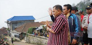 Ngesti Nugraha Tinjau Longsor di Dusun Thekelan