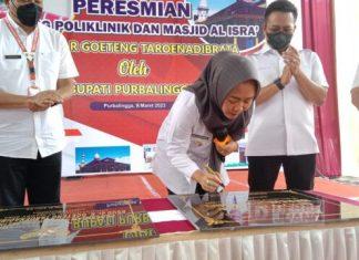 Resmikan Poli Baru, Bupati Tiwi Minta Layanan RSUD dr. R. Goetheng Taroenadibrata Dijaga