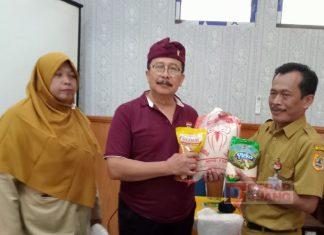 Sukirno Distribusikan 2.000 Paket Sembako di Awal Ramadan