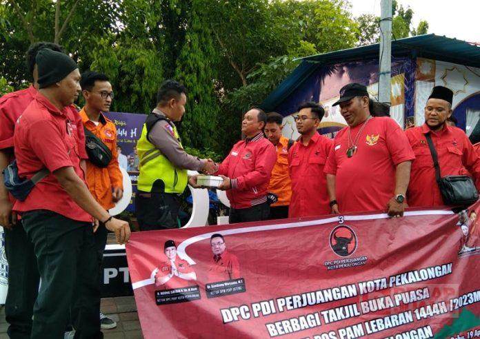 Aksi Simpatik Banteng Kota Pekalongan pada Petugas Pospam Lebaran