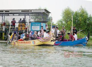 Bupati Demak Pantau Penentuan 1 Syawal 1444 H di Pantai Istambul