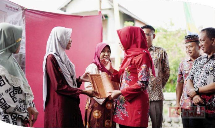 Bupati Demak Salurkan Bantuan Bagi Warga Terdampak Bencana Angin Puting Beliung