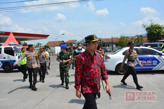 Bupati dan Wakil Bupati Banyumas Pantau Kesiapan Pos Pengamanan Lebaran 2023