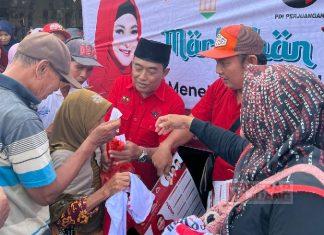 Dewi Aryani Berbagi Ribuan Paket Sembako dan Takjil di Dapil