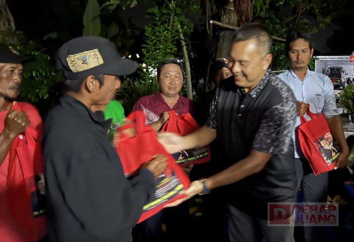 Harris Turino Gelontorkan 10.000 Paket Sembako untuk Pengurus dan Masyarakat