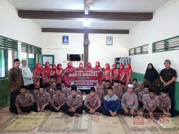 Ikatan Istri Fraksi PDI Perjuangan Sragen