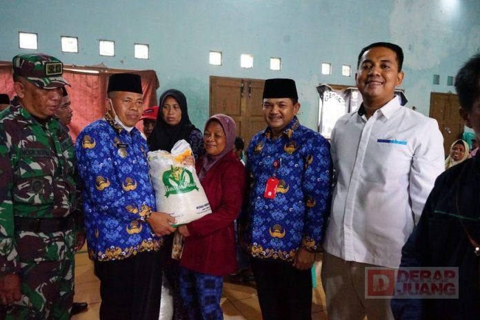 Ngesti Nugraha Serahkan CPP Ke Warga Kurang Mampu