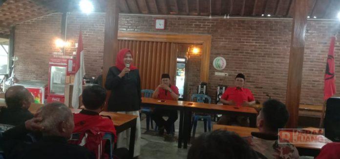 Sri Ruwiyati Gelar Konsolidasi Partai dan Buka Puasa Bersama Kader PDI Perjuangan di Kecamatan Sigaluh(2)