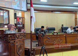 Sri Sumarni Hadiri Rapurna Bahas Raperda Pengelolaan Zakat