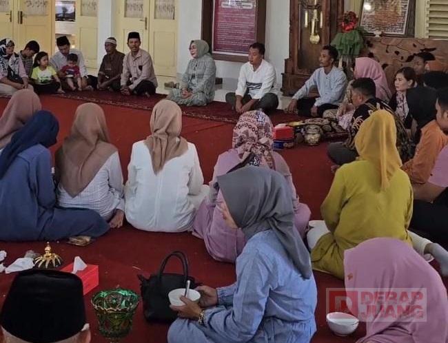 Sri Sumarni Terima Silaturahmi Kelompok Pengecer Pupuk Grobogan