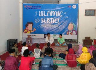 Tebar Kebahagiaan, Faisal Ajarkan Anak Yatim Pendidikan Akhlak