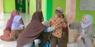 Tebar Kebaikan 10 Hari Terakhir Ramadan, Rosalina Santuni Anak Yatim