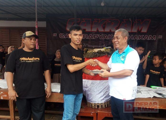 Tradisi Syawalan, Edy Supriyanto Potong Lupis Raksaksa dan Hadiri Festival Balon Udara