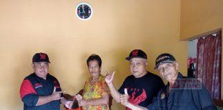 Yani Parwana Bagikan Sembako untuk Warga yang Membutuhkan