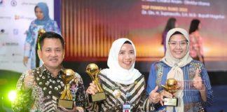 Ristawati Wakili Kebumen Terima Penghargaan TOP BUMD Awards