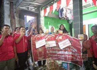 Mas Kingking bersama Tim Ibu Paramitha Widya Kusuma blusukan dan bagikan sembako kepada warga Dukuh Banjangsari