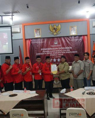 50 Kader Banteng Banyumas Mendaftar ke KPU