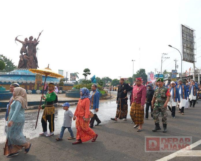 Andang Semarakkan Rangkaian Sedekah Bumi di Kecamatan Tahunan