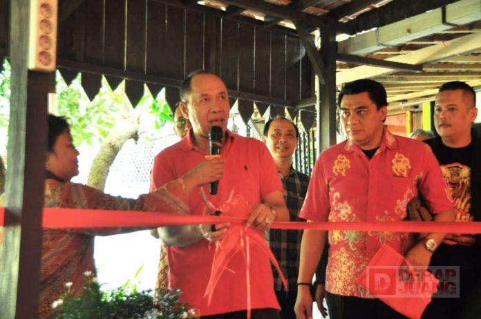 Bersama Asfirla, Sadewo Resmikan Gerai Warung Snack Rawalo