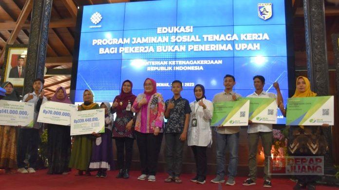 Bupati Demak; 10.000 Warga Rentan Telah Terdaftar BPJS Ketenagakerjaan