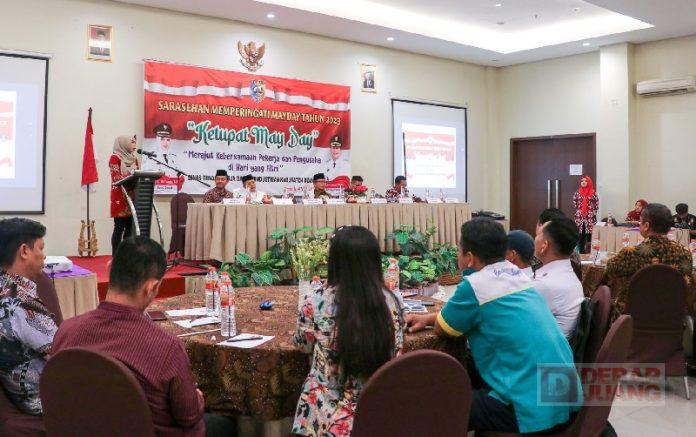 Bupati Demak Minta Para Pekerja Terus Ikuti Perkembangan Zaman