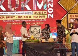 Bupati Husein Tutup Bursa KUKM Pemprov Jateng