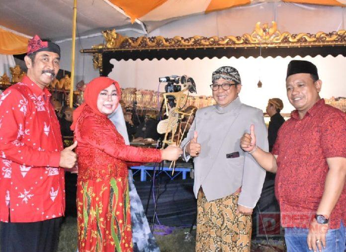 Hadiri Sedekah Bumi, Sri Sumarni Merawat Bumi, Menjaga Tradisi