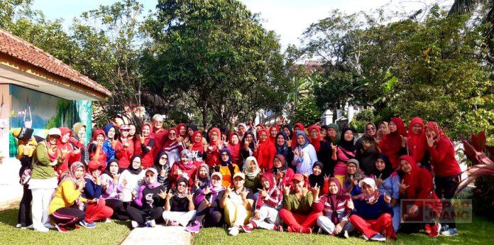 Jaga Kebugaran dan Kekompakan, Daryono Gelar Senam SICITA