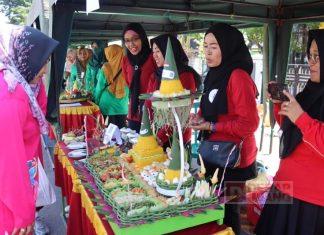 Mbak Etik Hadiri Puncak Peringatan Hari Lahir ke-73 Fatayat NU di Alun-alun Blora