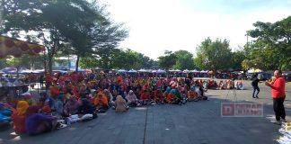 Rober Gandeng DPC KKI Gelar Parade dan Senam Berkebaya