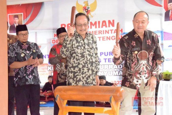 Sadewo Resmikan Balai Desa Karangtengah Baturraden