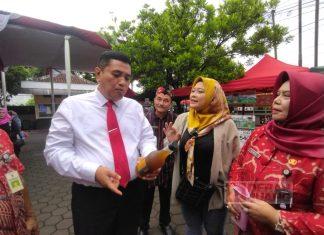 Taufik Nurhidayat Hadiri Bazar UMKM Dalam Peringati Hari Buruh