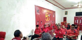 DPC Kota Pekalongan Gelar Rakor, Agung Satria: Perjuangan Kita Perjuangan Gotong Royong DPC PDI Perjuangan Kota Pekalongan menggelar Rapat Koordinasi (Rakor) untuk mengevaluasi kegiatan KomandanTe Bintang Dua di wilayah tempurnya masing-masing.