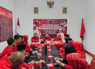 Pimpin Rapat Konsolidasi DPC PDI Perjuangan Tegal, Sofwan: Berpartai Harus Siap Segala Hal Rapat Konsolidasi Internal DPC PDI Perjuangan Kabupaten Tegal yang dipimpin Sofwan Dedy Ardyanto (SDA) membahas tiga poin penting untuk kemajuan DPC Partai.