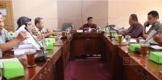 Persiapkan Pemilu 2024, Sumar Rosul Pimpin Rakor Bersama Dinas Terkait Sumar Rosul saat memimpin Rakor dengan Dinas terkait menyoal persiapan Pemilu serentak 2024.