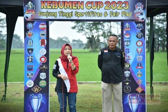 Ristawati buka turnamen sepak bola Kebumen Cup 2023. Ristawati buka turnamen sepak bola Kebumen Cup 2023.