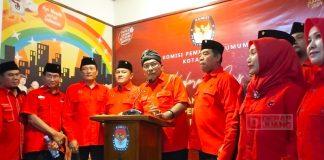 DPC PDI Perjuangan Kota Tegal daftarkan 30 Bacaleg ke KPU Kota Tegal, Mas Uyip yakinkan bahwa target PDI Perjuangan tetap untuk menang Hattrick dan Spektakuler.