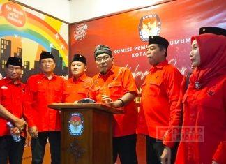 DPC PDI Perjuangan Kota Tegal daftarkan 30 Bacaleg ke KPU Kota Tegal, Mas Uyip yakinkan bahwa target PDI Perjuangan tetap untuk menang Hattrick dan Spektakuler.