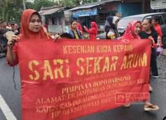 Kuda Kepang Meriahkan Pendaftaran Bacaleg PDI Perjuangan Kabupaten Pekalongan Ke KPU Kuda Kepang Meriahkan Pendaftaran Bacaleg PDI Perjuangan Kabupaten Pekalongan Ke KPU