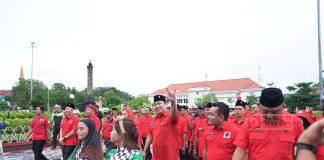 Daftar Ke KPU, PDI Perjuangan Kota Semarang Lakukan Long March Kirab Budaya