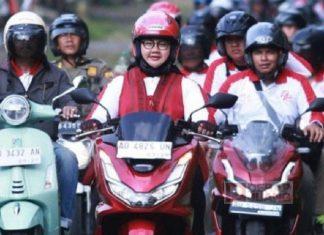 Mbak Yuni Kampanyekan Safety Riding Bersama Klub Motor