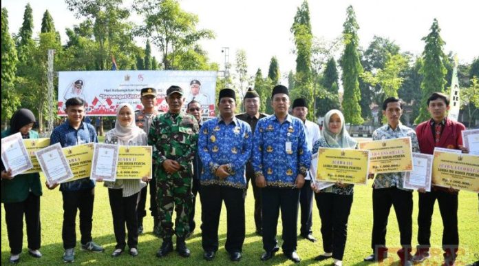 Peringati Harkitnas, Wabup Riswadi Pimpin Upacara Dengan Forkompinda.