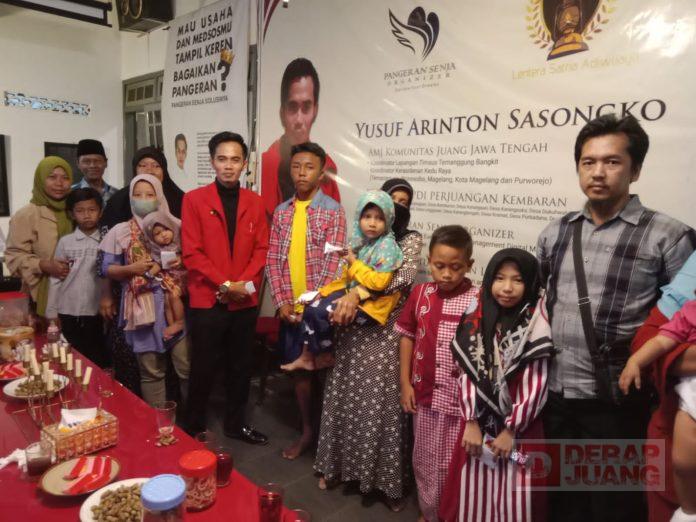 Yusuf Berikan Santunan Kepada Anak Yatim