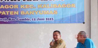 Bayu Berbagi Pengetahuan Ternak Kambing kepada Kelompok Tani Kalibagor