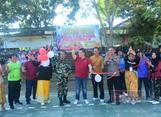 Buka Turnamen Bola Voly, Bung Dance Apresiasi Penerapan Konsep Entrepreneur SMA N 2 Salatiga
