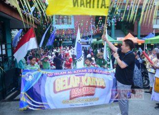 Bung Dance Lepas Pawai Anak SD Islam Al Azhar 22 Salatiga