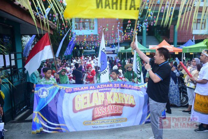 Bung Dance Lepas Pawai Anak SD Islam Al Azhar 22 Salatiga