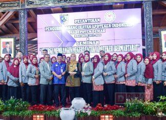 Bupati Demak Minta Apoteker Miliki Kepedulian Tinggi Layani Masyarakat