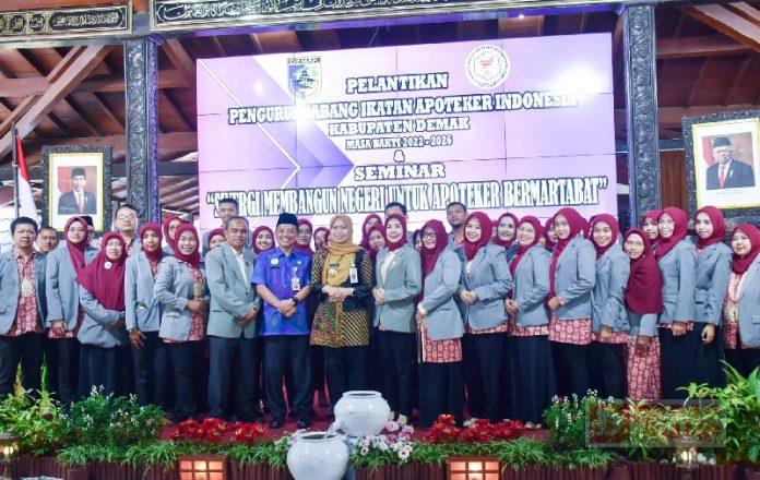 Bupati Demak Minta Apoteker Miliki Kepedulian Tinggi Layani Masyarakat